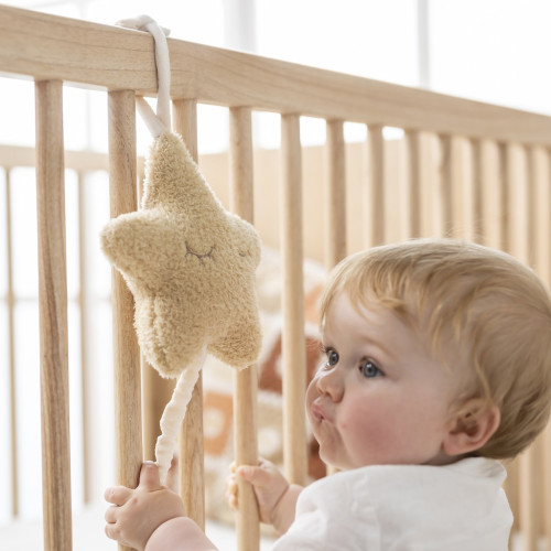 Hračka hudobná Teddy hviezdička Nattou 25 cm, 0 m+