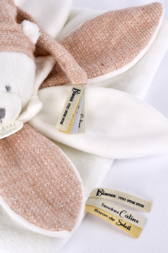 Darčeková sada Plyšový muchláčik medvedík s čiapočkou 25 cm ružový Doudou