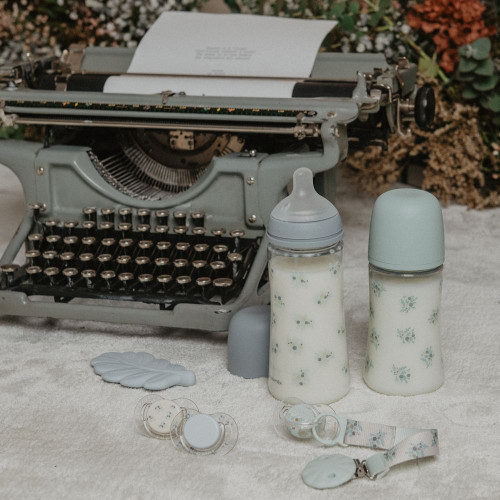 Dojčenská fľaša Poetry 360 ml fyziol prietok L Suavinex