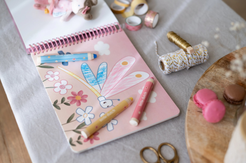 Omaľovánky s pastelkami Záhrada Rosa Little Dutch