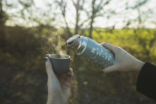 Termoska na tekutiny so silikónovým držiakom 400 ml Zopa