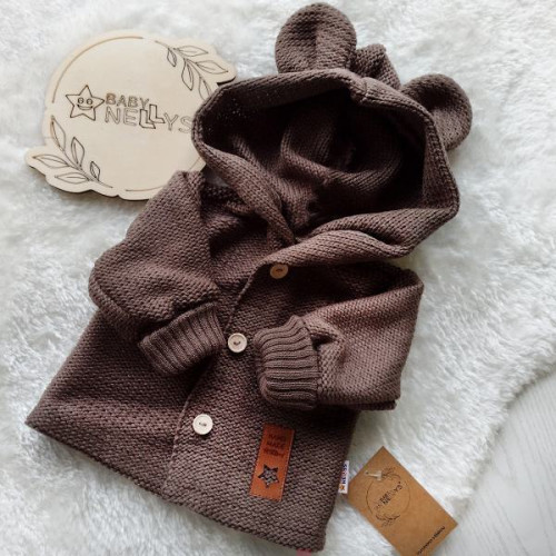 Detský elegantný pletený svetrík s gombíkmi a kapucňou s uškami Baby Nellys hnedý