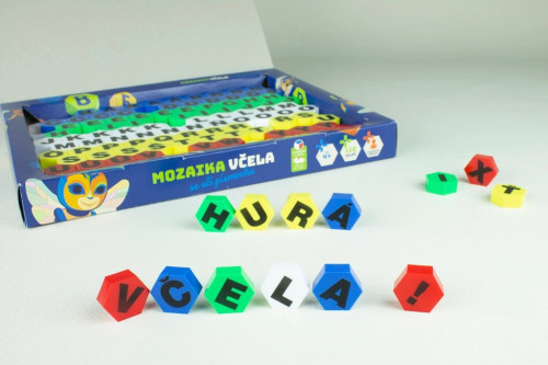 Včela sa učí písmenká 110ks mozaika v krabici
