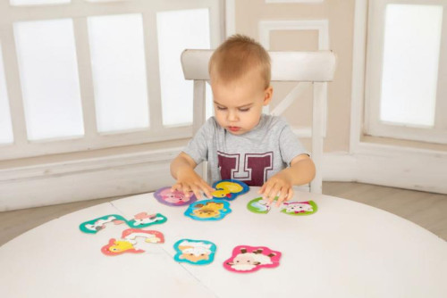 Outline puzzle polovice - farma