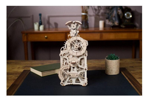 Ugears 3D drevené mechanické puzzle Hodiny motora
