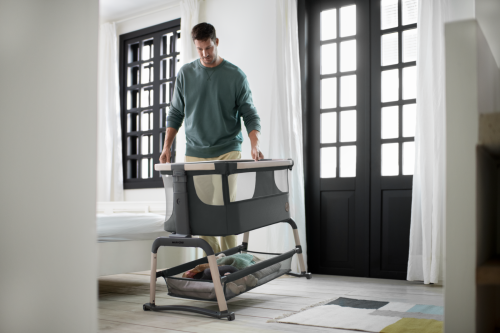 Postieľka prenosná Beyond Graphite Iora Air