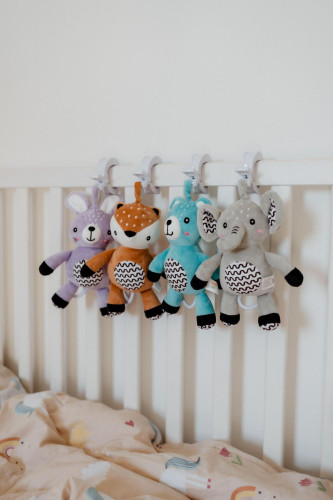 Naťahovací hrací strojček plyš 30 cm záves na postieľku/kočík Babyted