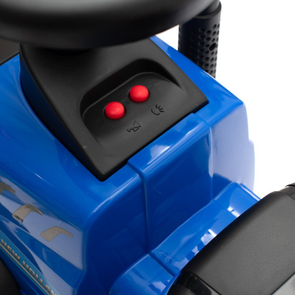 Detské odrážadlo traktor s vlečkou a náradím Baby Mix New Holland