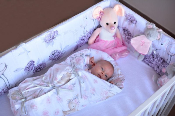 Klasická retro zavinovačka Lally šnurovacia s výplňou Baby Nellys