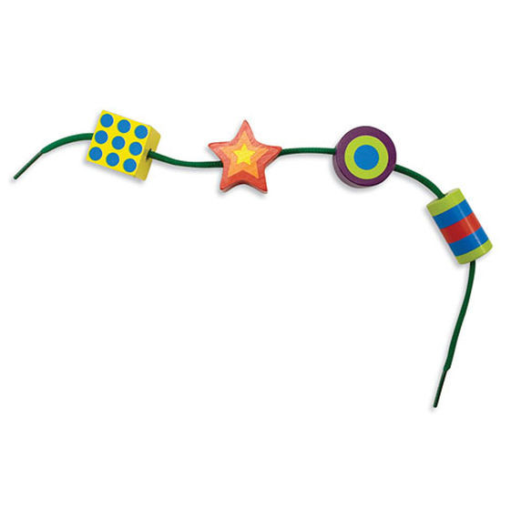 Navliekanie drevených tvarov Melissa & Doug