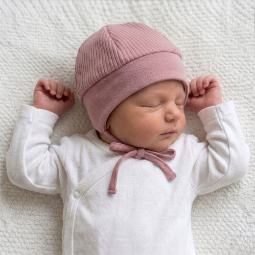 Dojčenská bavlnená zaväzovacia čiapočka Pruhy ružová Baby Service