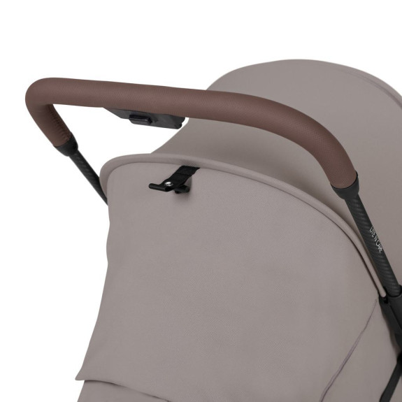Športiak Lite N Care Carbon, ultraľahký, karbónový Hauck