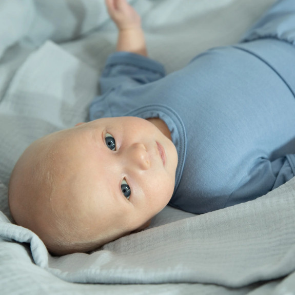 Rastúce bodyčko pre bábätká modal Blue jase Esito
