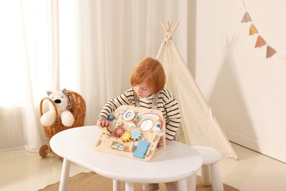 Activity board Levíčkov dom 2Kids Toys