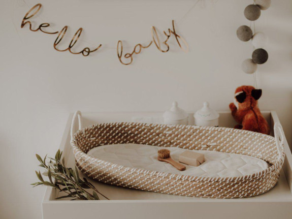 Prebaľovací košík pre bábätko Smart Basket natural + podložka Ahojbaby
