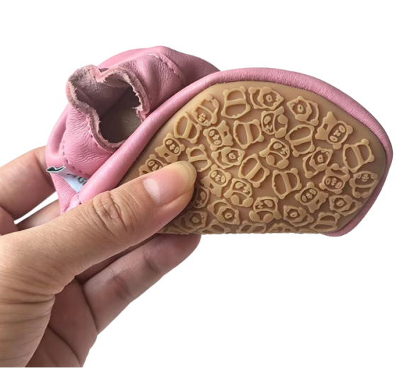 Kožené capáčky Barefoot s Anti-Slip podrážkou Veľ. 24-36 mes. Hopi Go
