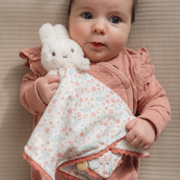 Muchláčik králiček Miffy Lucky Blossom Little Dutch
