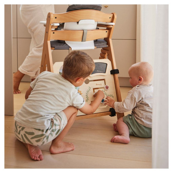 Aktivity centrum Play board na drevené stoličky Alpha+/Beta+/Arketa Hauck