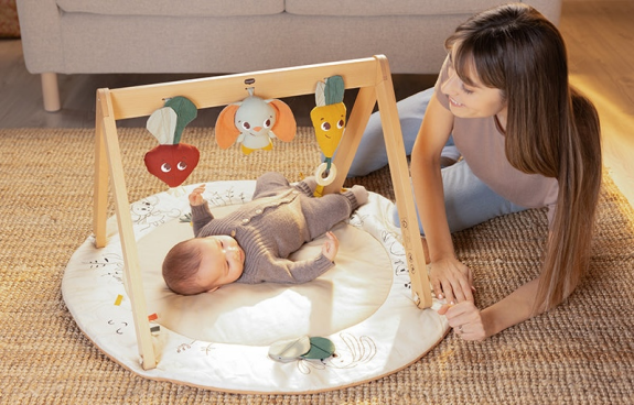 Hracia deka s hrazdou Garden of Adventures Tiny Love