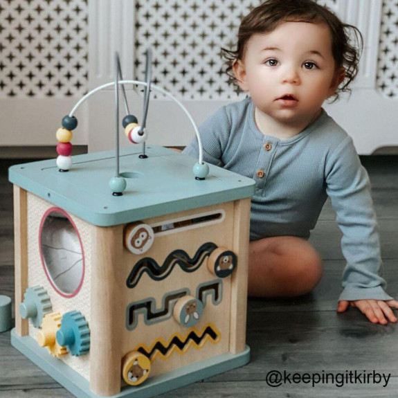 Baby Motorická aktívna kocka Bigjigs