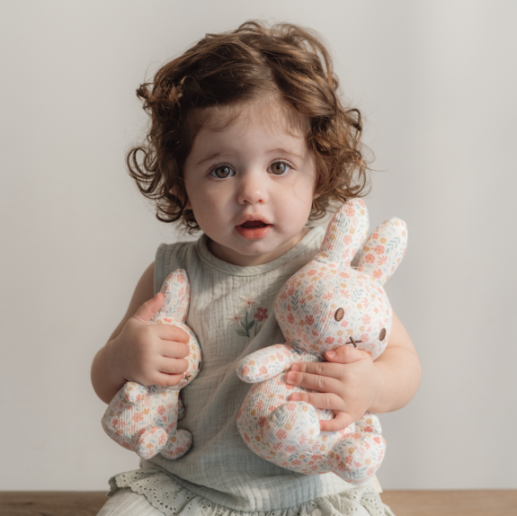 Zajačik Miffy textilné Lucky Blossom 20 cm Little Dutch