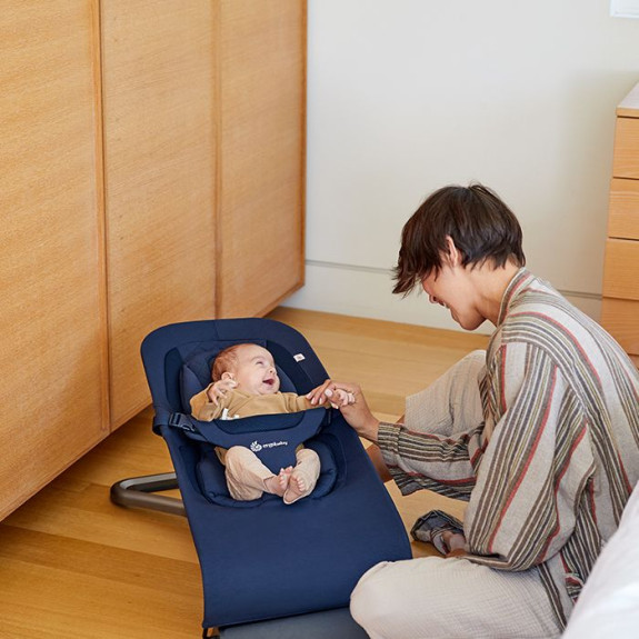 Lehátko Evolve Ergobaby