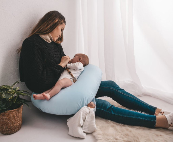 Bambusový polohovací vankúš MiniRelax 150 cm Babymatex