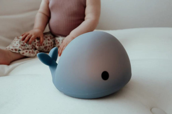 Nočné svetlo Moby Blue Flow