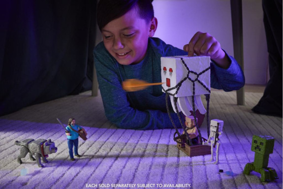 Minecraft movie akčná figúrka blast attack ghast 25 cm