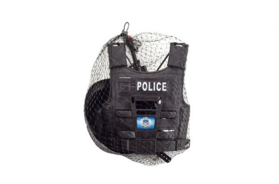 Sada policajnej pištole a prilba s doplnkami 38 cm