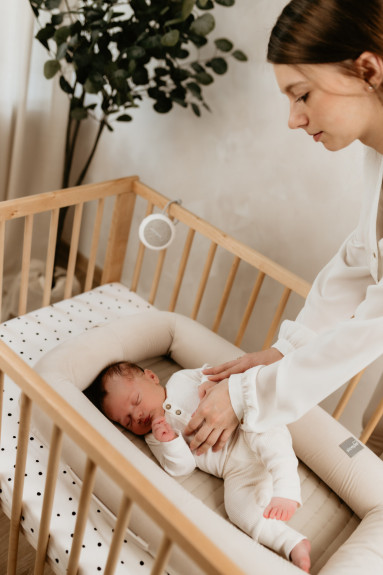 Prenosný biely šum so zvukmi dažďa, prírody a tlkotu srdca Sleepee