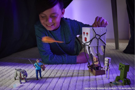 Minecraft movie akčná figúrka blast attack ghast 25 cm