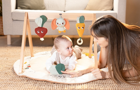 Hracia deka s hrazdou Garden of Adventures Tiny Love