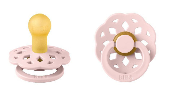 Cumlík Boheme z prírodného kaučuku 1 ks 6 m+ Bibs