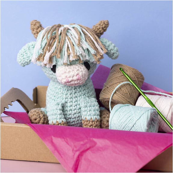 Sada na háčkovanie kravička Amigurumi