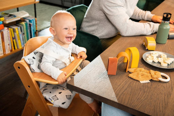 Jedálenská drevená stolička Hauck Alpha+