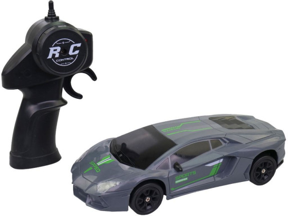 Elektroauto na ovládanie s vymeniteľnými kolesami a funkciou driftovania