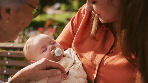 Cumlík Ultrasoft s obrázkom nočný 0 - 6 m neutral 2 ks Philips Avent