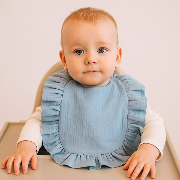 Nepremokavý mušelínový podbradník s volánikom Nature Baby Nellys