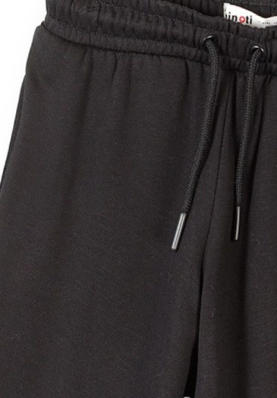Detské tepláky s elastickým pásom a sťahovacou šnúrkou Čiernej Minoti