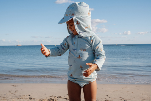 Plážová šiltovka s ochranou krku Ocean Friends Little Dutch