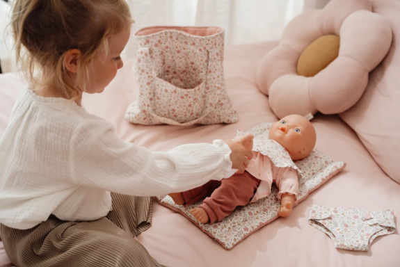 Prebaľovacia taška pre bábiky Soft Flowers Little Dutch