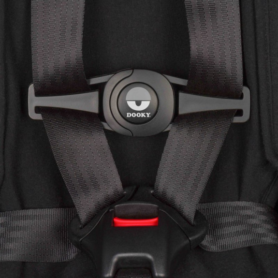 Spona na bezpečnostné pásy Safety Clip Dooky