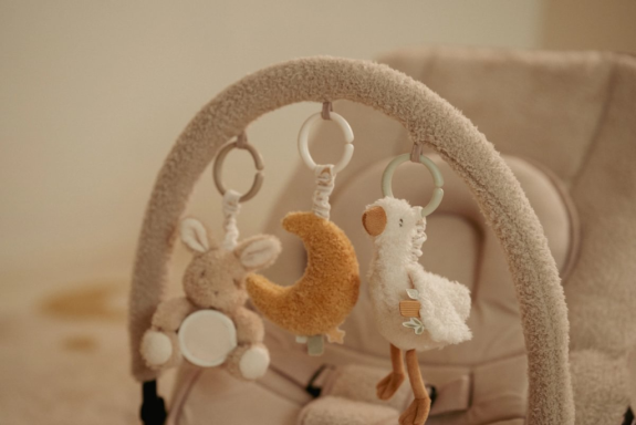 Závesné hračky Newborn Naturals Little Dutch