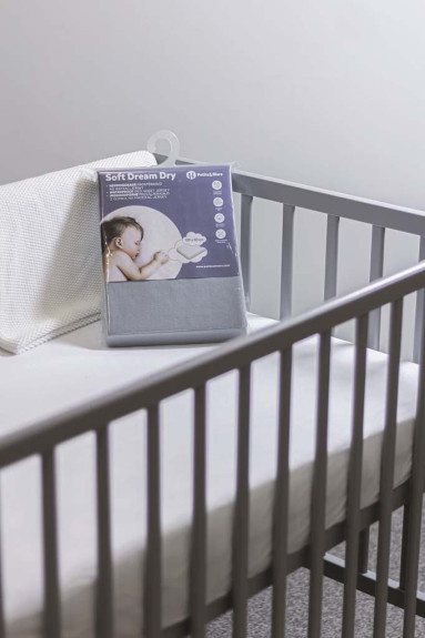 Napínacie prestieradlo nepremokavé Soft Dream Dry 120 x 60 cm Petite&Mars