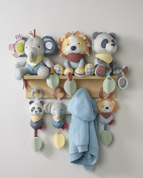 Hračka závesná s hryzátkom Bandana Buddies Panda Skip Hop