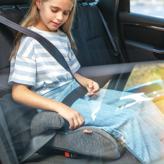 Podsedák BabyAuto NAUNA i-size 125-150