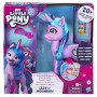 Izzy vidí iskru My Little Pony