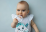 Závesná šuštiaca hračka Medúza MOMS CARE